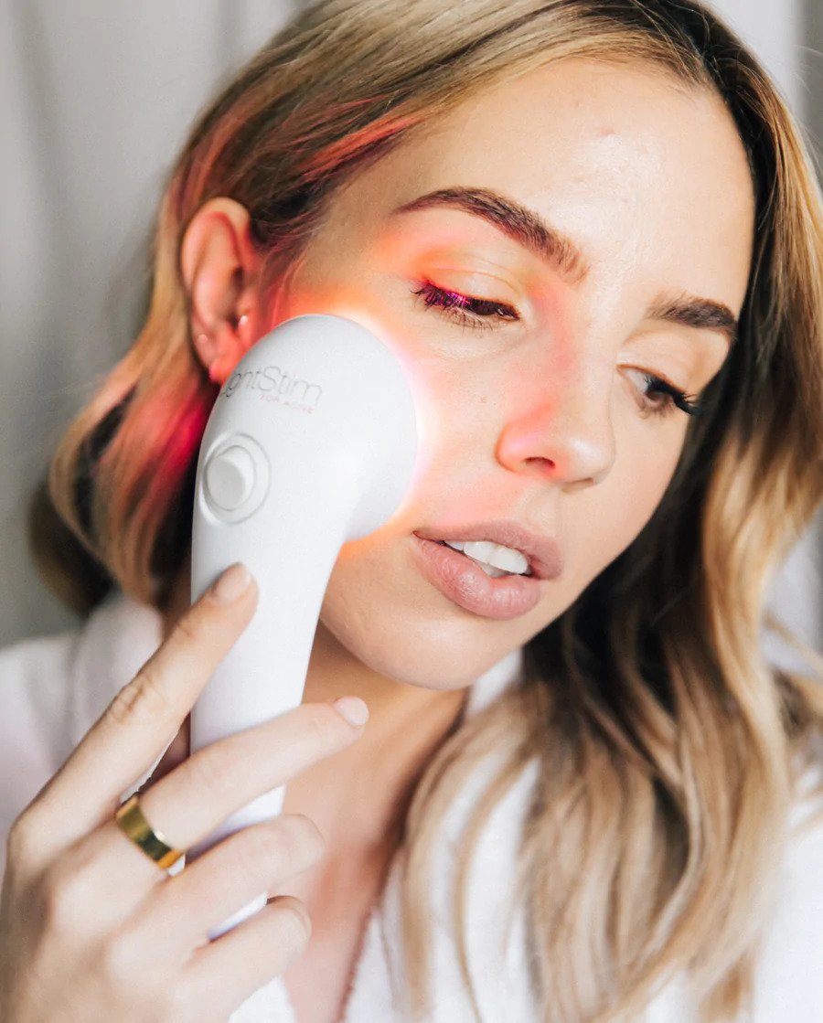 LightStim – ACNE
